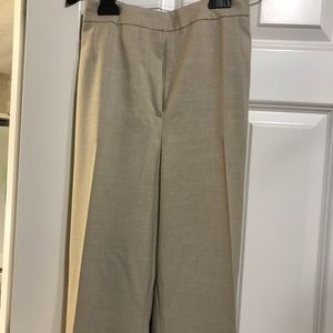 Woman’s tan Le Suit pants. Size 16. Never worn.